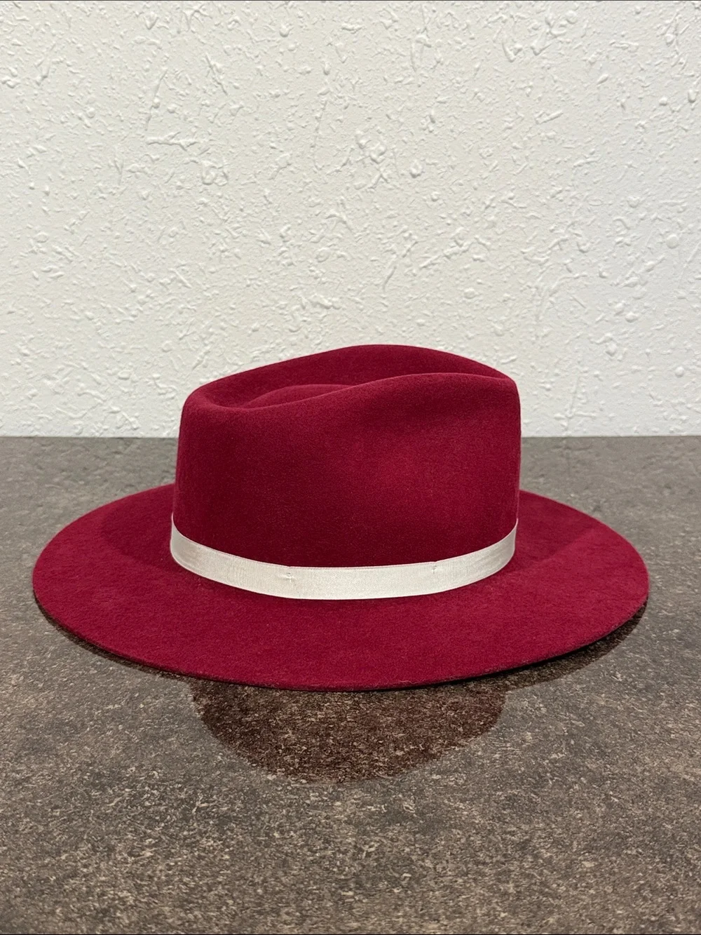 SHYANNE Women’s 2X Felt Western Fashion Hat Burgundy